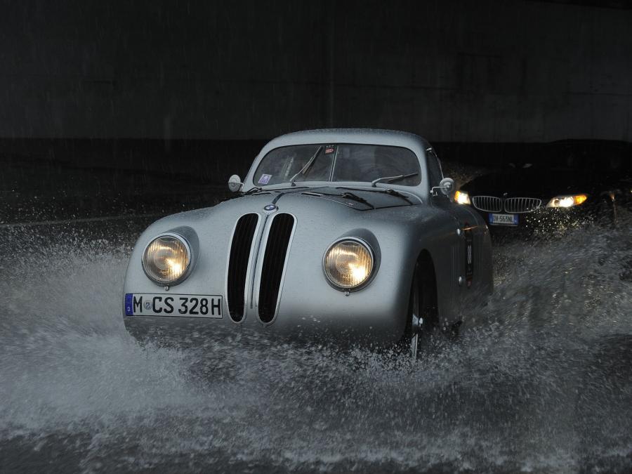  BMW 328 Touring Coupe 1939 года  (фото 2 из 14)